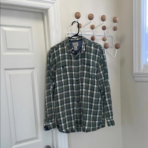 L.L Bean - Classic Plaid Outdoor Button Down Tencel Blend Shirt Green / White M - Picture 1 of 10